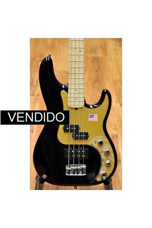 Fender American Deluxe Precision Bass Fender American Deluxe Precision Bass